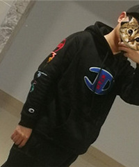 �Ϻ�������  ���׷�����10w ����5��