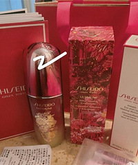 ��ɫ���˽����Լ������� ������ĺ�����