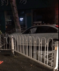 ��֤��ʻ���Ƽݣ�ײ������ȫ�������ˣ�