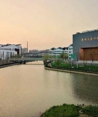 ��ʦ����˸�����У���쿢������