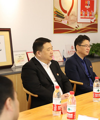 在这一波经济复苏中抓住机会迅速成长!区领导向19楼送政策和信心