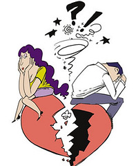 老婆把我耳朵打穿孔逼我离婚 和别的男人聊天还想把孩子卖了