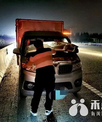 �Զ��󿪣�С������·ˮ�¸ߣ���ʻԱ�͵�ȡ�ģ��ҿ���Ҭ�ӣ�