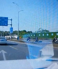 ��߷�ֱ��ͣ�쳵���³����ˣ�