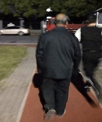 ���ϰ�ȥɢ�� ͻȻ�������ı��Ѿ�����ͦ��