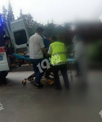 ����һ�Ͼƹ��ȳ����ˡ�