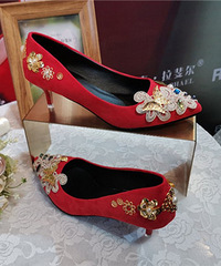 ��ʿ�����µĻ�Ь