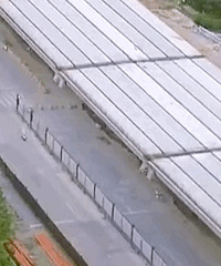 ���˿���·�Ѿ���ģ�����ˣ��ð���