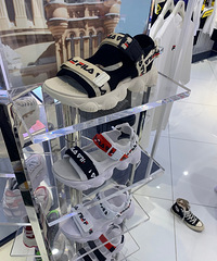 �ܱ���˸����̳� �Դ�50˫��Ь��Ь