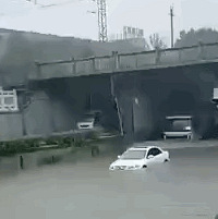 ���˶�·�λ�ˮ�����еط����ˣ�