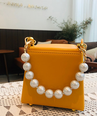 ��ϲ�����챳��С�������ÿɰ���Ȼ���ֻ�Ҳ�Ų���