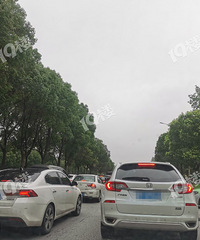 唉!我现在一出家门就是堵 啥时是个头!网友:该换房了朋友