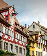 100��120ƽ������200������ ����ЩС���ʺ�