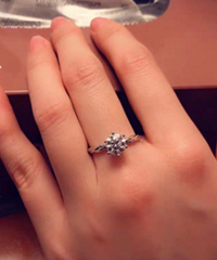 ���ﻨ�����ƵĽ��к��ر�