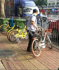 ��ͣ�ĵ絥����ȥ����