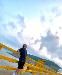 27�����ʦGG��Ů�� ��˵�ᳪ ��Ǩ�ѹ���Ʒ��