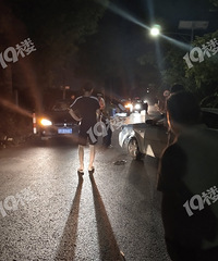 ������ײ�������ͷ�ۣ���������