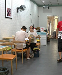 嘉兴小夫妻掏空存款加盟上海一烤鱼品牌 刚开业就傻眼了…