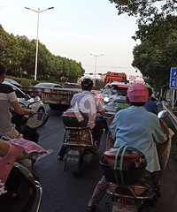 �߷ǻ��������õ�ƿ����·���ߣ�