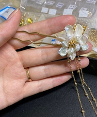 �Լ�������Ȼ�����ֹ����� ����ɫԽ��Խϲ��