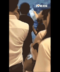 �Ƕ�ʲô������𱬳����������Ӷ������ˣ�