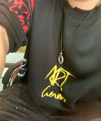 这两天都穿什么衣服啊?我穿短袖被嘲笑了