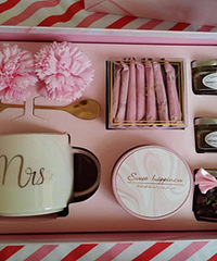 ������ѡ�˷�ɫ��Ů�ĵ�����ɫ �����Լ�ѡ��