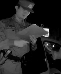 �����ϸ�ĸ���ʻ̫��Ҫ�ˣ�С�������ʻ����������ֹ�������֣�