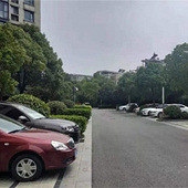 �ÿͳ�λ�ò����շѣ�