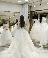 Ů���Ӵ��ϻ�ɴ֮������Ů ѡ�˽������е��������ɫ���Ʒ�