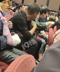 �������˻�Ҫ���򷿣���̫ƴ�ˡ�