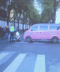 �Ϲ����£����Ŷ�����