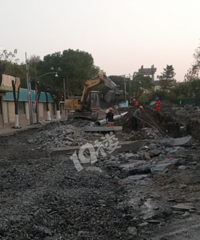 ���˿��ڲ�ͣЪ���²�����·��