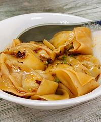 ����Ƹ��������