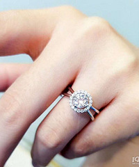 ˽�˶��� ��������ʵ����������