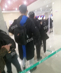 �����Ϻ���֤��¥��Ҳ̫���� ���ˣ�