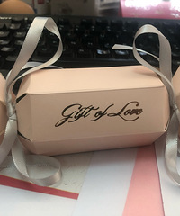 �ǹ����͵�ϲ�� 10Ԫһ��ֵ�ˣ������Ǹ�һ��