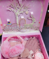 �ջ���ů����� ��ˮ��ÿ��Ĺ��� һ��һƿ