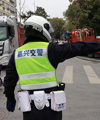 ����ֱ��Υͣ����������ȫ�������ˣ�