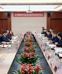 �̳��������ˣ�������������һ������Сѧ�ͳ���