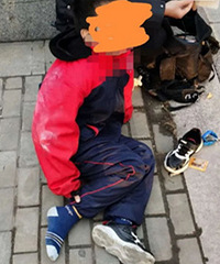 ����һСѧ������·��ײ�� һ��Ҫ���Ѻ��ӣ�