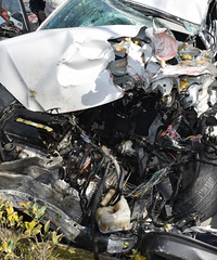 ��ͷײ��ϡ���ã�������λ��ʻԱ������������