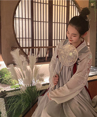 ����Ů�ۼ��� ������Ŀ���