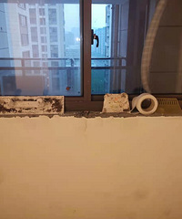 窗台油漆没搞 墙面的腻子刮的很粗糙 后期会不会开裂