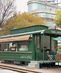 ���˾�Ȼ��һ�һ�ͷ����