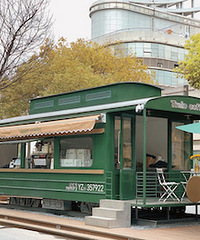 ����·�ϵ���ҡ���ͷ������Ҳ̫���ˣ�