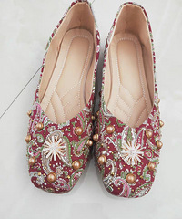 ��ɫ�����Ь����״������ ��ɫ˿�޵İ�����