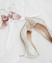 ���ˣ�ʮ�ֻ�Ь�ķ��� ÿһ�ֶ������Ұ���