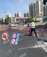 ���ѣ����˸����߿������Ѿ����Ʒ�·����