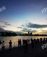 �ٺ٣���û�м�����̲�ĸϽţ�